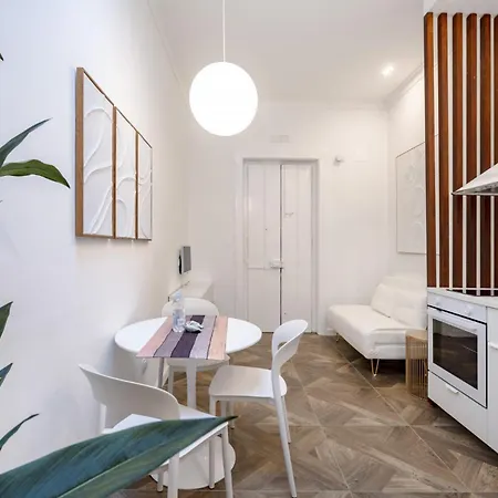 アパートホテル Station 3*