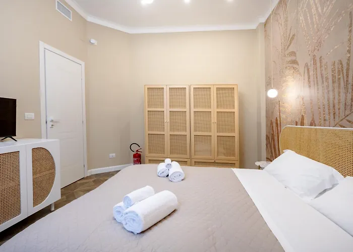 מלון דירות Station בארי